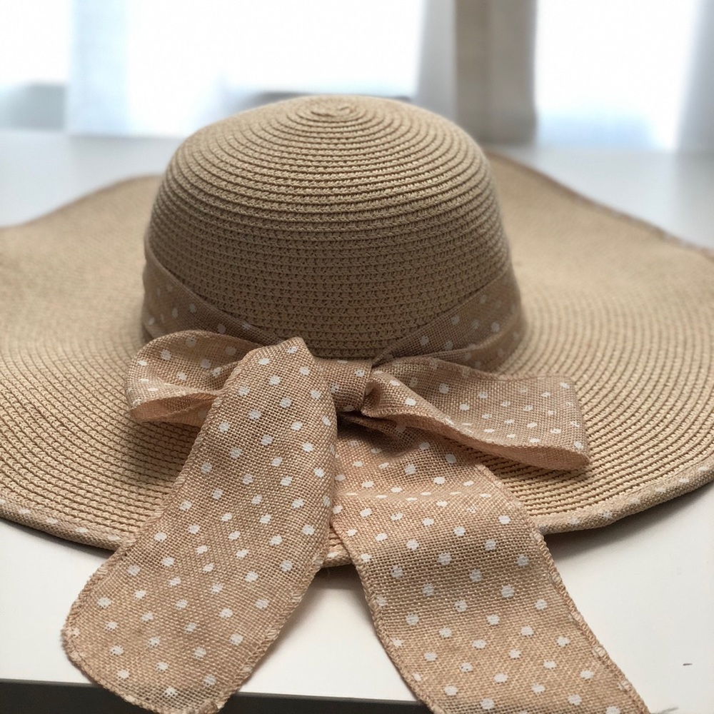 Burlap sun hat